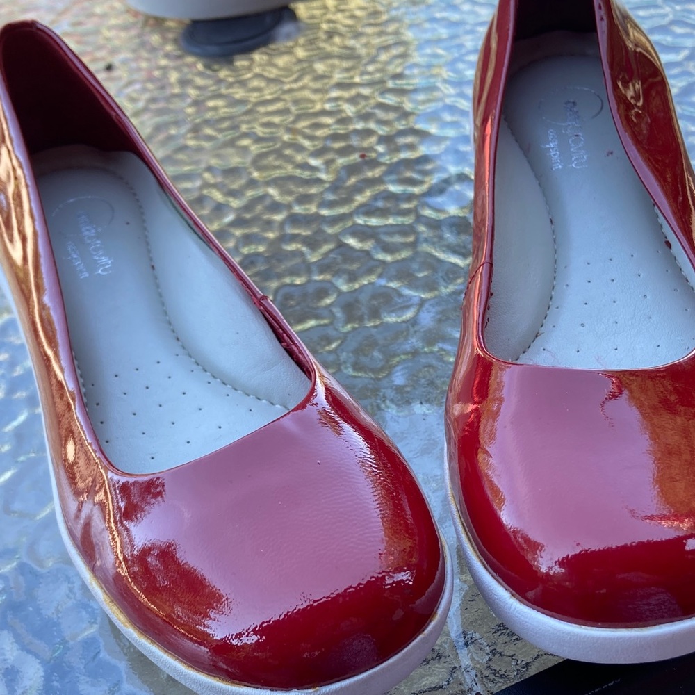 Easy Spirit Red Flats for Women